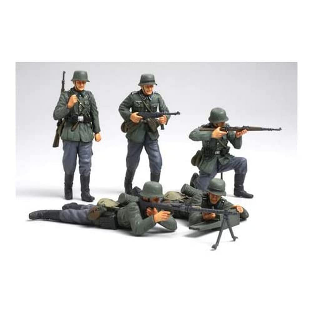 Tamiya 300035293 1:35 WWII German Infantry Figures France Campaign (5)