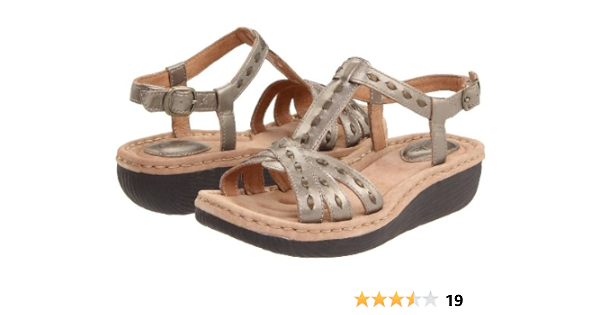 clarks artisan sandals amazon