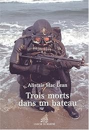 Trois morts dans un bateau