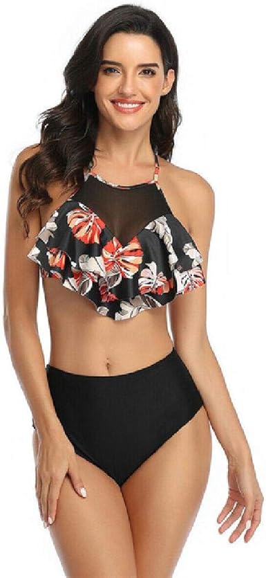 matching swimwear mom and daughter