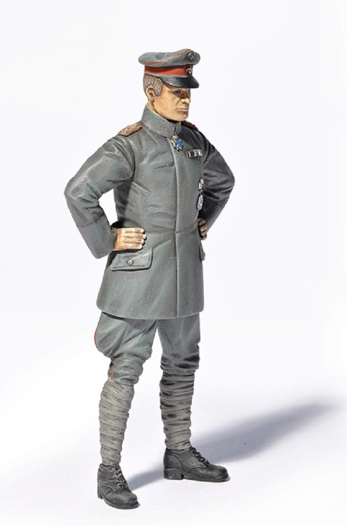 Miniart 1:16 Scale Hermann Goering WW1 Flying Ace Plastic Model Kit, Small - Image 5