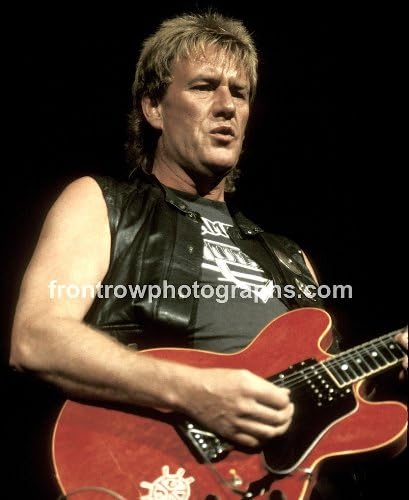 Photographs - Alvin Lee - 8x10 Color Photograph