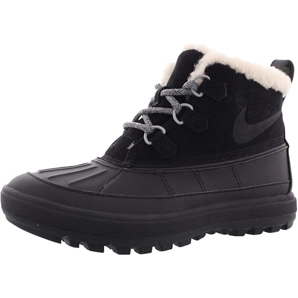 women's nike tanjun boots