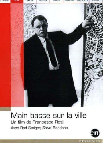 Main Basse Sur La Ville