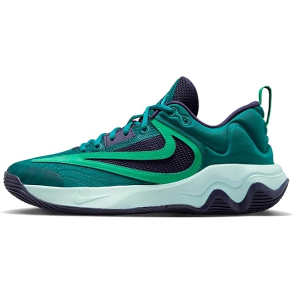 Amazon.com | Nike Giannis Immortality 3 Basketball Shoes (DZ7533