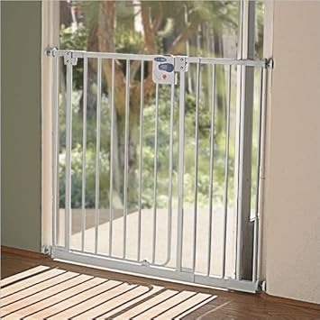 automatic closing baby gate