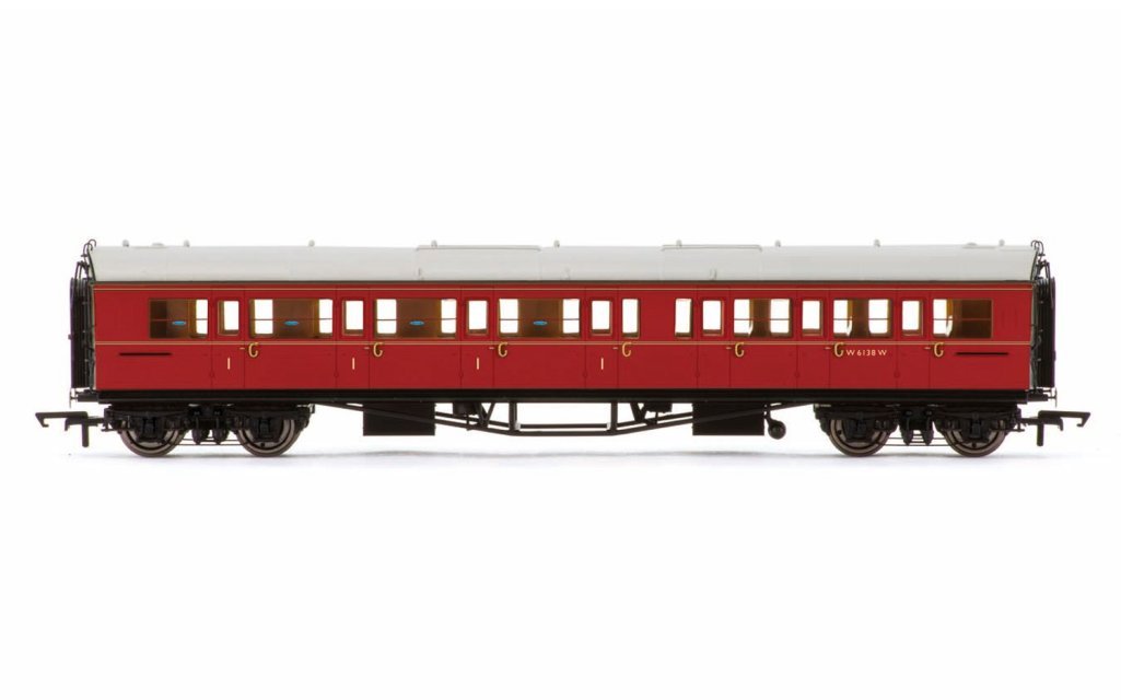 Hornby R4766 BR Collett Coach Corridor Composite LH W6138W Train Model Set, Maroon