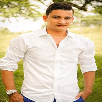 Este Loco Te Ama by Moise el Original on Amazon Music - Amazon.com