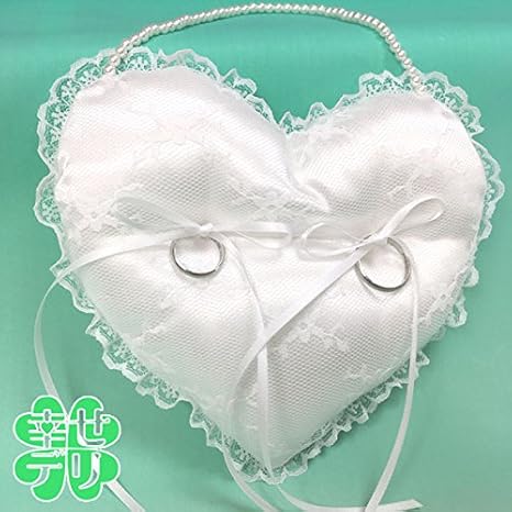 Amazon Co Jp リングボーイやリングガールに持たせたい パールの持ち手付きハートのリングピロー完成品 結婚式 ウェディング 結婚祝い バッグ型サテンのリングクッション ホーム キッチン Amazon Co Jp リングボーイやリングガールに持たせたい パールの持ち手付きハートのリングピロー完成品 結婚式 ウェディング 結婚祝い バッグ型サテンのリングクッション ホーム キッチン