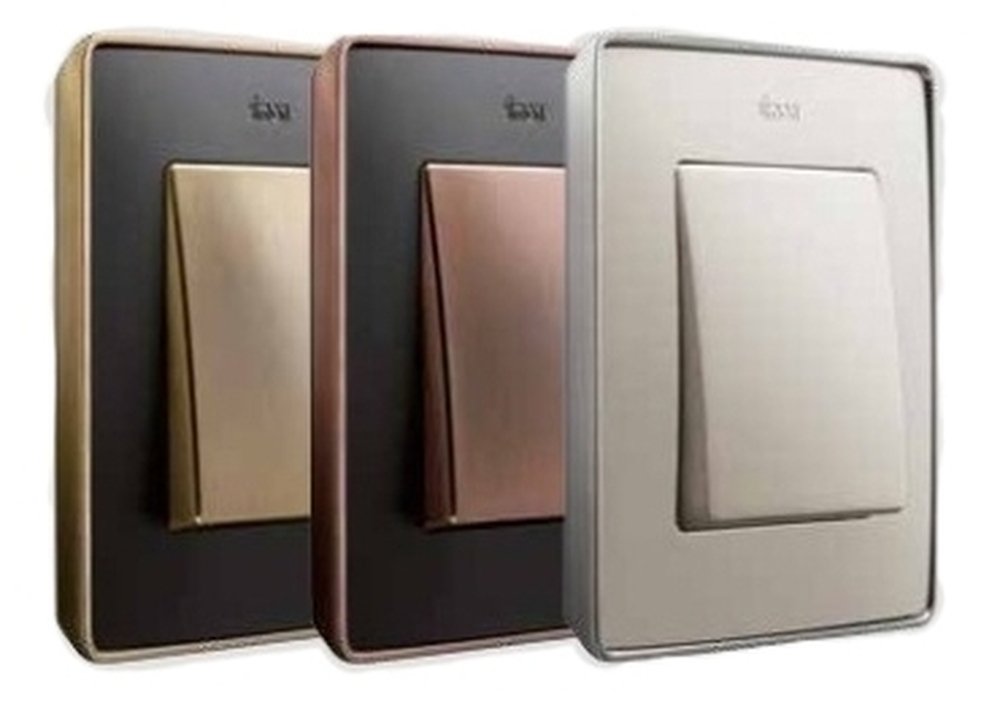 Simon - 8201610-244 Frame 1 elem Detail White Chrome Base ref. 6558411011