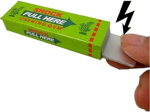 Amazon Com Achicoo One Pack Of Shocking Gum Funny Shock Gag Random Color Kid Gifs Home Kitchen