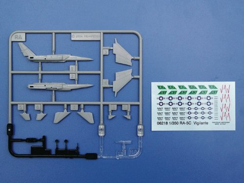 Trumpeter RA-5C Vigilante Aircraft Set