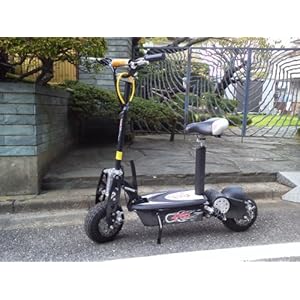 1000W進化系電動キックボード『X-TREME X-1000 EVO』