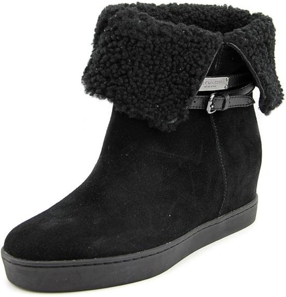 coach snow boots black