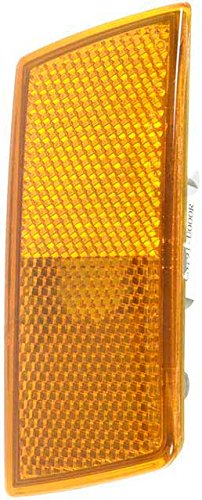 APDTY 2742209 Side Marker Lamp Assembly Fits Passenger Right Side 2005-2007 Chrysler 300 (Replaces 4805860AA, 4805860AB)