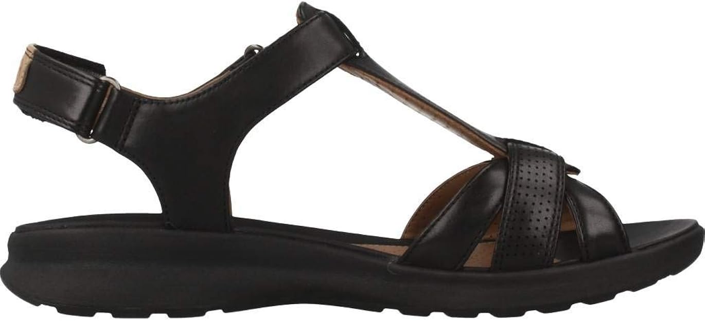 un adorn vibe clarks