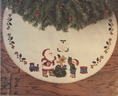 Bucilla Gallery of Stitches December 24th Felt Stitchery Tree Skirt 35" Round