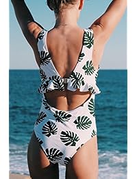 Bañador de una pieza para dama en el bosque