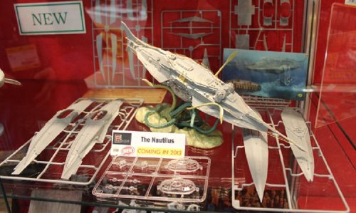 Pegasus Hobbies 9120 1/144 The Nautilus Submarine