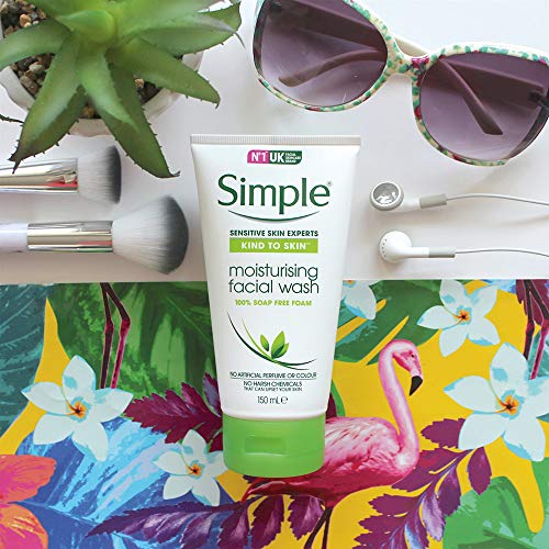 Simple Moisturising Facial Wash - Image 10