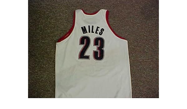 darius miles jersey