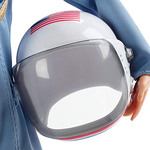 Barbie FXD77 - Signature Inspiring Woman Sally Ride Collector Sammler Puppe Mehrfarbig – Bild 6