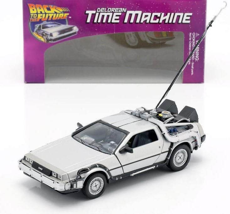 OPO 10 - DELOREAN car from the movie BACK TO THE FUTURE I - scale 1:24 (Ref: 01V-22443), Silver