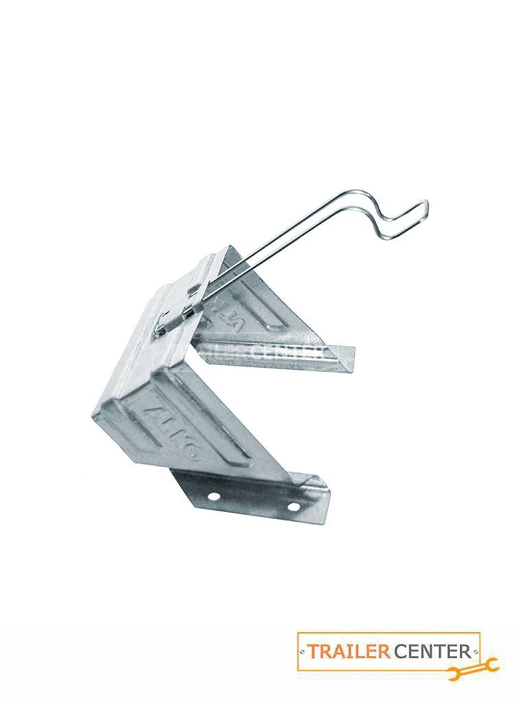 6520-3927080 кронштейн башмака противооткатного. Кронштейн противооткатного упора камаз. Противооткатный упор uk46 st. Держатель противооткатного упора. Крепление противооткатного упора.