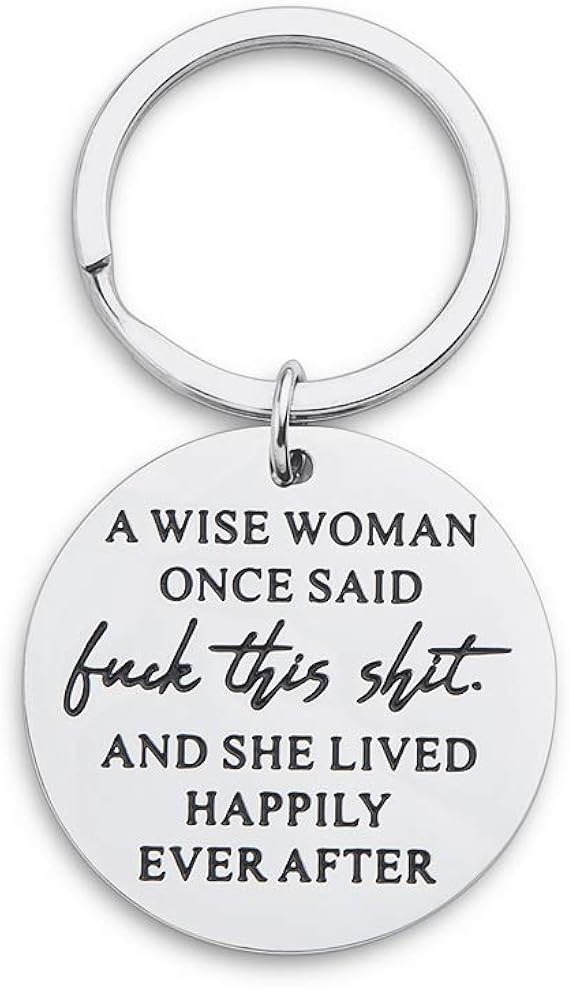 Amazon 誕生日のおかしなキーチェーンギフト 女性用 賢い女性 Once Said And She Lived Happily Ever After ノベルティギフト 卒業 姉妹 女の子 クリスマス ファッション小物 通販