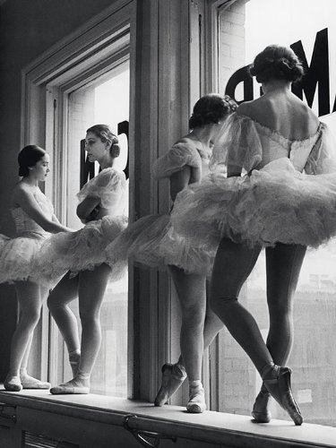 Time Life "Ballerinas In Window Canvas Print, Multi-Colour, 60 x 80 cm