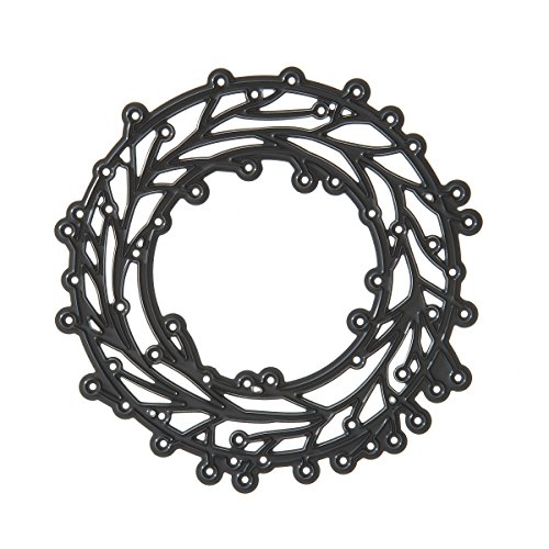 Darice Die Cut Berry Twig Wreath