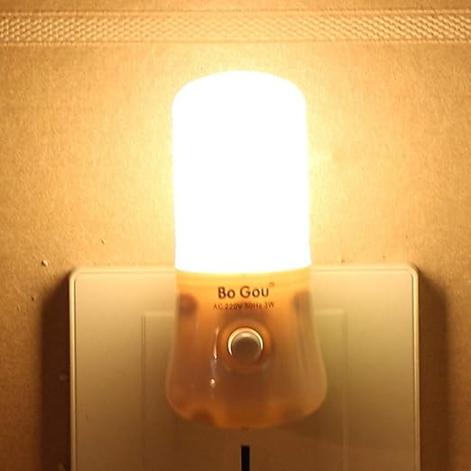 Amazon Co Jp Opmklp 足元灯 Ledライト 挿入式 人感 明暗感 間接照明 暖色系 室内照明 寝室用 玄関 階段 廊下 子供安全素材 可愛い 誕生日プレゼント クリスマス 赤ちゃんアライグマ 柔らか素材 黄光 Diy 工具 ガーデン