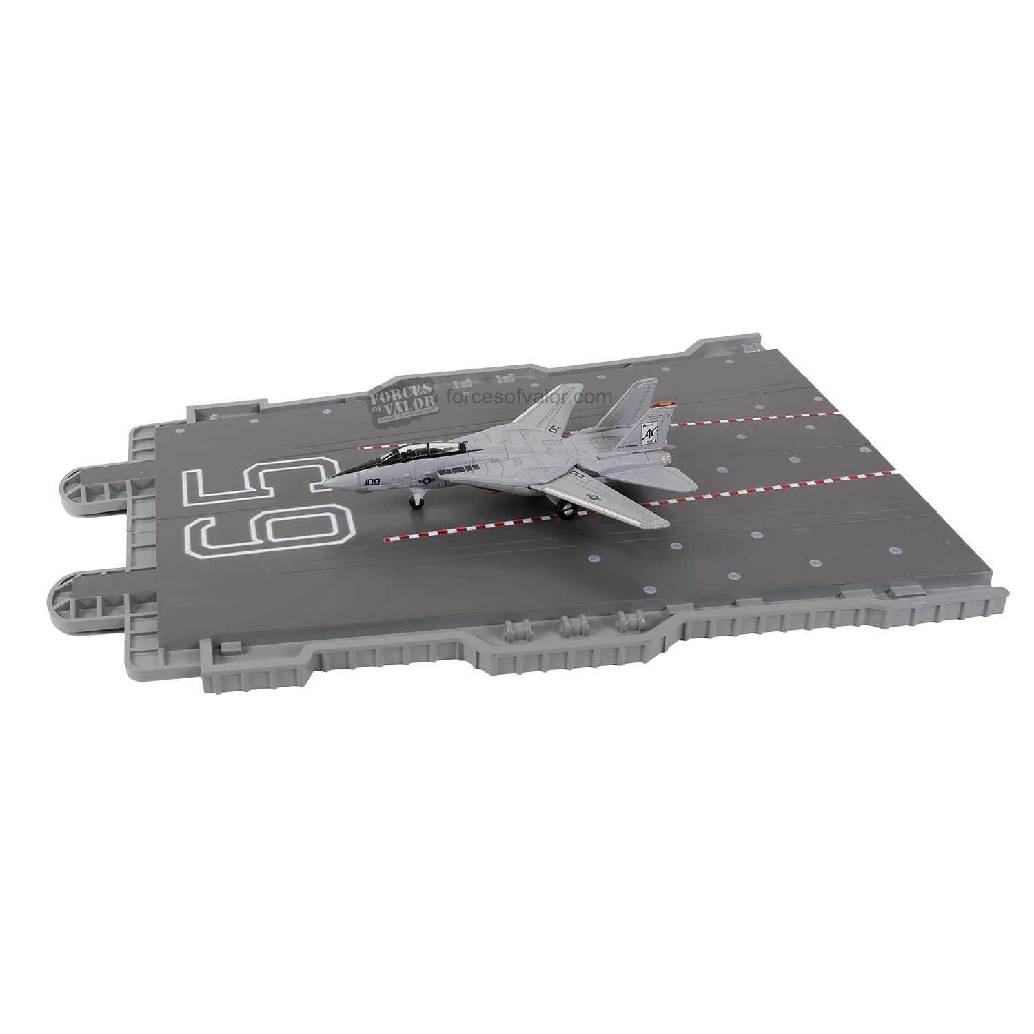 Forces of Valor Waltersons Japan, 1:200 scale CVN-65 USS ENTERPRISE, The Flight Deck Series Section [A] and F-14A Tomcat 41st Combat Squadron "Black Aces"