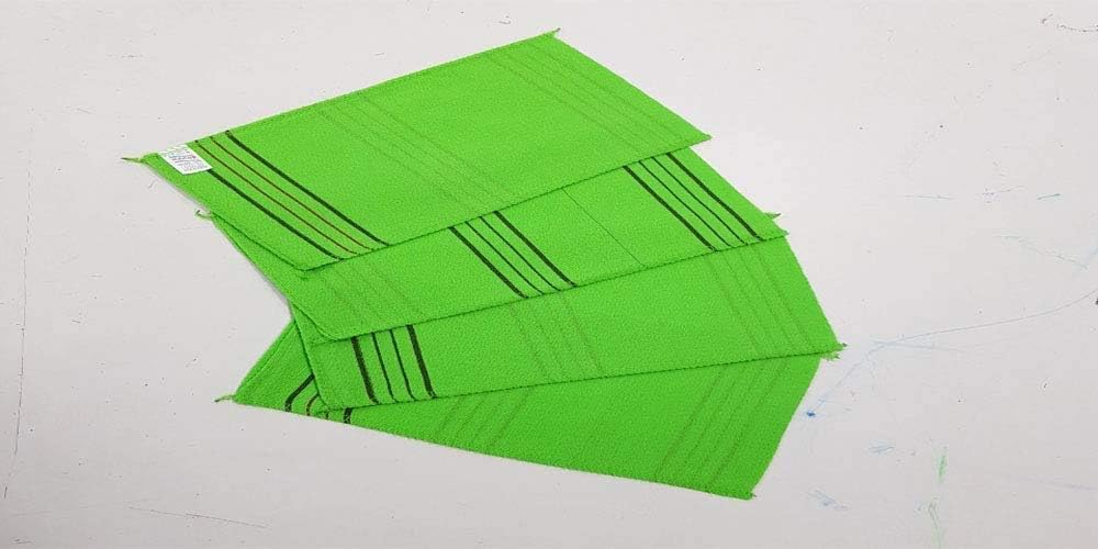 8 pcs Asian Exfoliating Bath Washcloth - Red & Green: Home & Kitchen