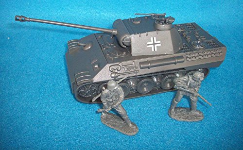 WWII German Combo Set: Offered By Classic Toy Soldiers, Inc