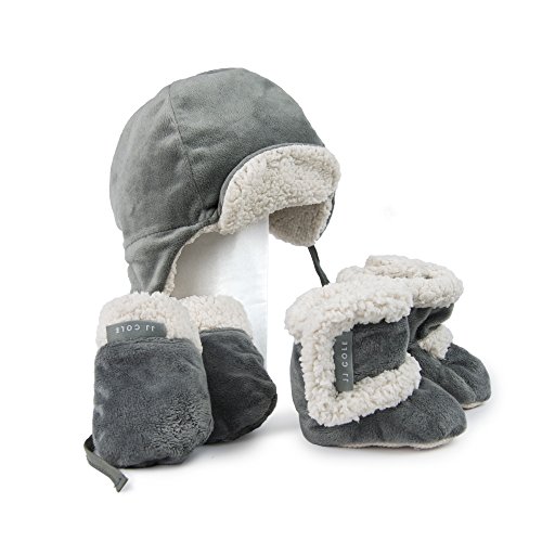 baby hat and mittens set 