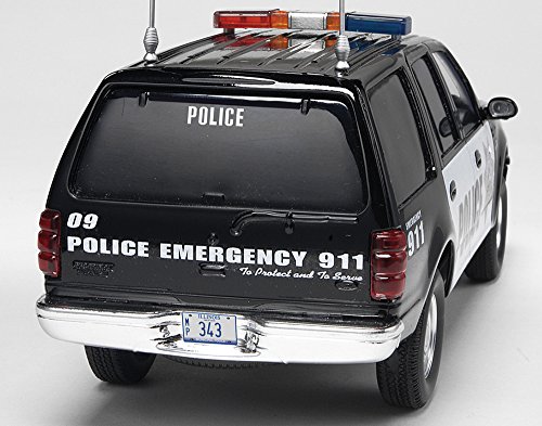 Revell SnapTite Ford Expedition Police SSV Plastic Model Kit