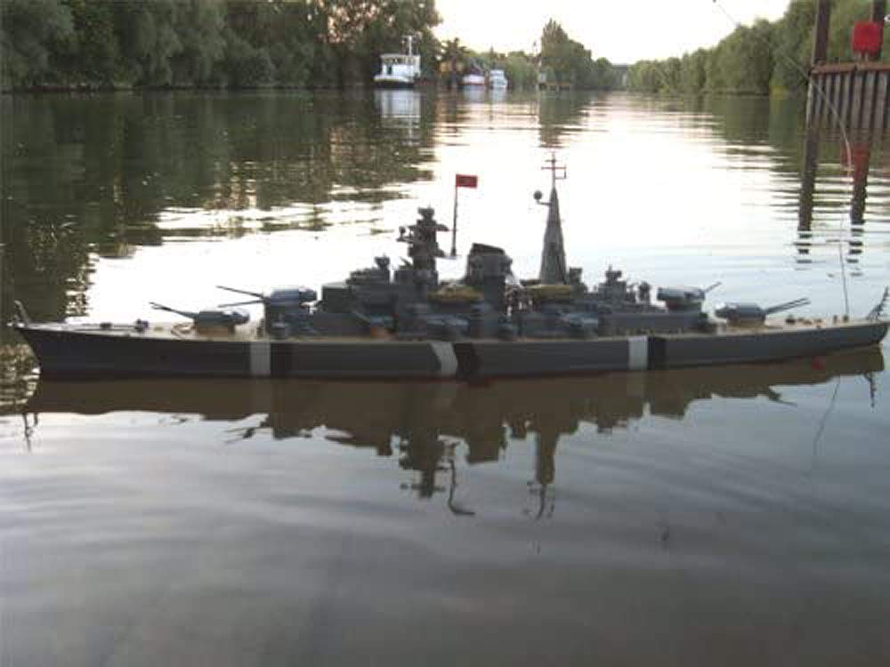 Brigamo B001, RC Bismarck battleship, 1:350 (1080 parts)