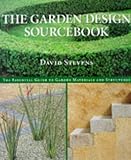 Image de The Garden Design Sourcebook: The Essential Guide to Garden Materials and Structures