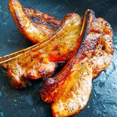 Amazon 500g 秘伝の豚スペアリブ スパイス ユーエイエム 解凍して焼くだけ 株式会社ユーエイエム 豚肉 通販