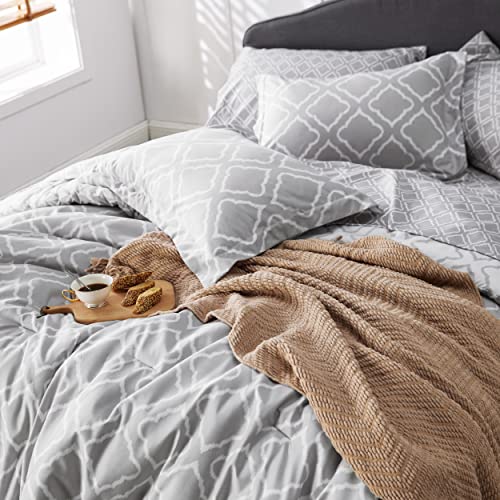 Bedsure Queen Comforter Set 7 Pieces Grey Quatrefoil Comforters Queen Size, Lightweight