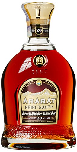 Ararat Nairi 20 Years Old mit Geschenkverpackung (1 x 0.7 l) – Bild 3