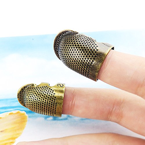 Copper Thimble Finger Protector, Antique Finish Metal Brass Fingertip Thimble Sewing Handworking Pin Needles Partner for DIY Crafts Sewing Tools Needlework Accessor (M)
