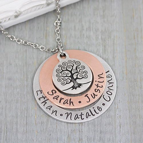 Personalized Family Tree Name Necklace for Mom or Grandma
