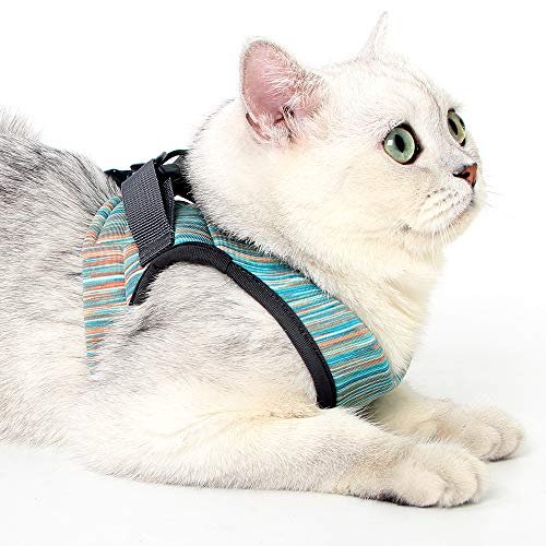 Yult Cat Harness and Leash Set Ultra-Light Escape Proof Kitten Collar Cat Walking Jacket with Running Cushioning Soft and Comfortable Suitable for Puppies Rabbits(S,Green)