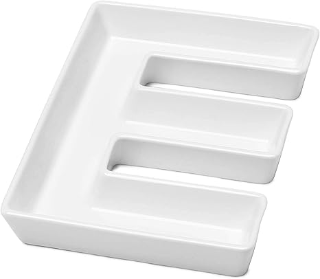 Amazon Com Sweese 708 905 Porcelain Letter Candy Dish Letter E White Decorative Serving Dish For Valentine S Day Weddings Anniversaries Birthday Party Table Decoration Candy Dishes