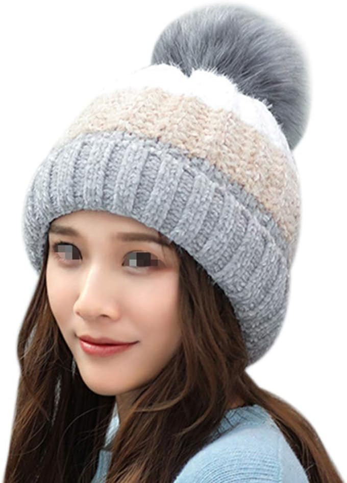 wool hat with fur bobble