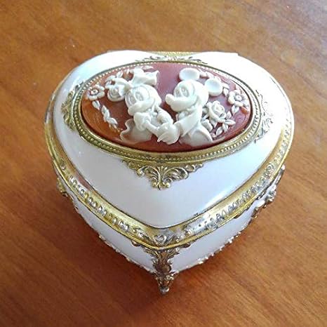 Amazon Co Jp ディズニー オルゴール 小物入れ ホビー 通販