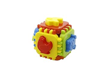 Momai Educational Nursery Cube for Kids. 6 Animal Moulds with Interlocking Cube