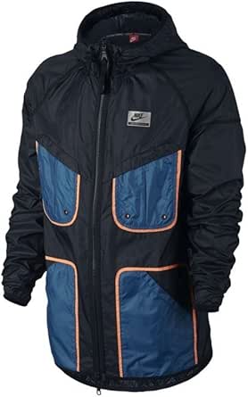 nike international windrunner